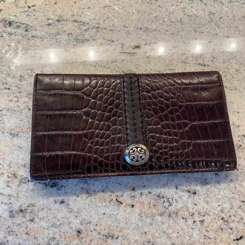 Brighton wallet
